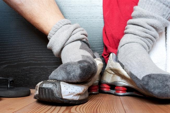 Blog Bod Ities Help What Can I Do About Foot Odor Main Line Health