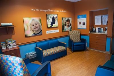 Family lounge at the Lori Beth Brodsky Pediatric Wind at Bryn Mawr Hospital